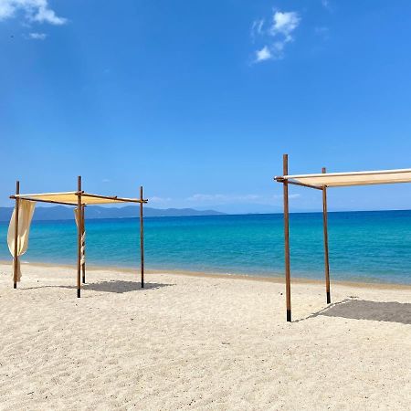 Seafront Oasis Beach Houses Ierissos Exterior foto